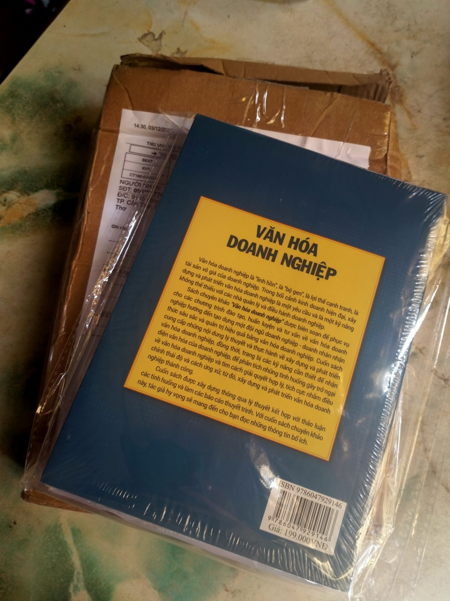 Giao hàng sớm hơn dự kiến. Sách thơm, đóng gói cẩn thận, đúng sách mình cần. Cho 5 sao