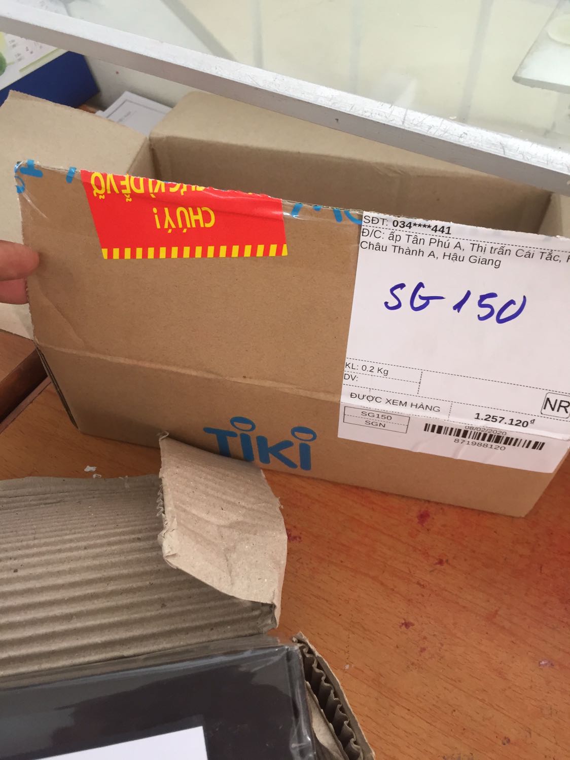 Đã nhận hàng, đóng gói chắc chắn. Đẹp xài ok. Độ bền để thời gian trả lời.