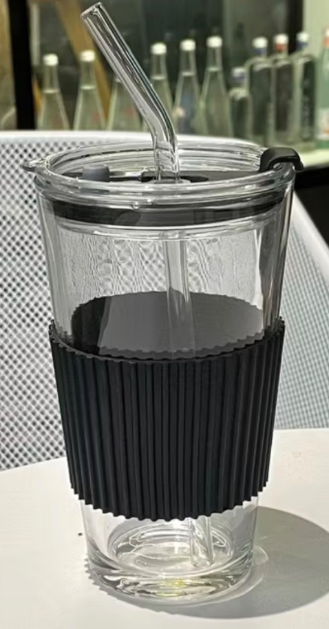 Dù dùng tốt, nhỏ gọn khi gấp và đi mưa thì tuyệt vời. Không chê ở đâu