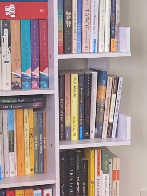 Sách của cụ Nguyễn Duy Cần về nội dung trình bày khá gần gũi và dễ hiểu, nhưng cần suy ngẫm nhiều mới hiểu hết Sách của cụ Nguyễn Duy Cần về nội dung trình bày khá gần gũi và dễ hiểu, nhưng cần suy ngẫm nhiều mới hiểu hết