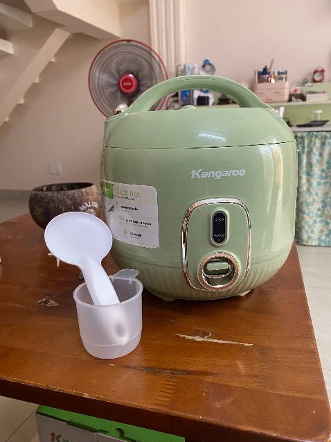 Nhìn xinh phết, cái muôi như chơi đồ hàng á. Nói chung giá rẻ thế là đc