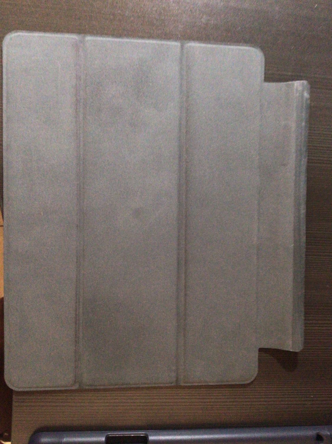 Hàng mới mua về hai ngày đã bung keo