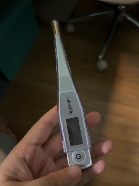 Dùng tốt, hàng chính hãng giao hàng nhanh đóng gói cẩn thận, mua rất yên tâm. Nhưng mà đo nhiệt kế điện tử vẫn không chuẩn như nhiệt kế thuỷ ngân Dùng tốt, hàng chính hãng giao hàng nhanh đóng gói cẩn thận, mua rất yên tâm. Nhưng mà đo nhiệt kế điện tử vẫn không chuẩn như nhiệt kế thuỷ ngân