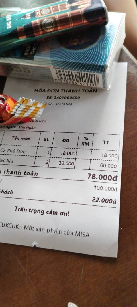 Chất liệu, kiểu dáng khá ổn dù chưa coa thời gian kiểm chứng, tuy nhiên kích thước khá nhỏ so với kì vọng, có thể do mình không xem trước. Khá nhỏ, không đựng vừa IPAD