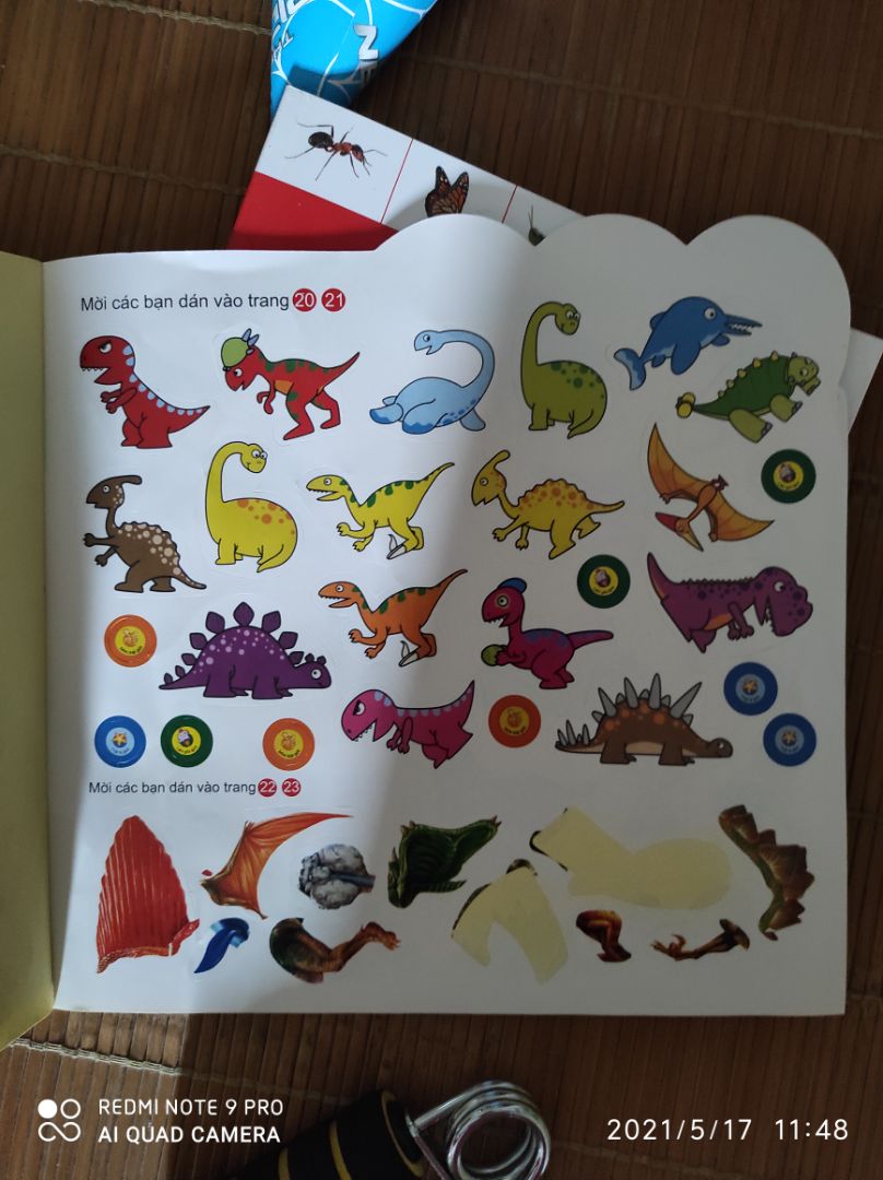chất lượng giấy đẹp, bé nhà mk rất thích, có nh hình ảnh và thông tin khác nhau