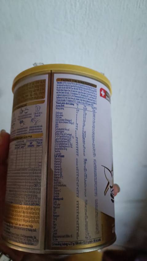 Sữa thì chất lượng đó mà móp thì thôi rồi
Mua mỗi lần 6 ***
Con mình gần 6 tháng uống sữa móp rồi