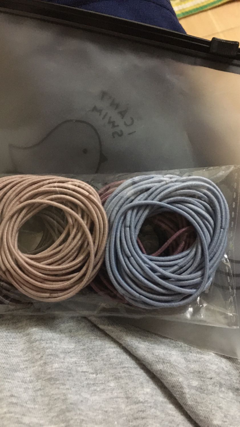 Chất lượng tốt! Giá cũng rẻ mua cho các con dùng cả năm thật tiết kiệm. Nhân viên giao hàng chu đáo. Khuyến cáo mọi người nên mua giá cũng rất rẻ, nên tôi đánh giá 5sao luôn