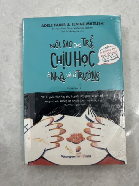 Em đặt quyển này