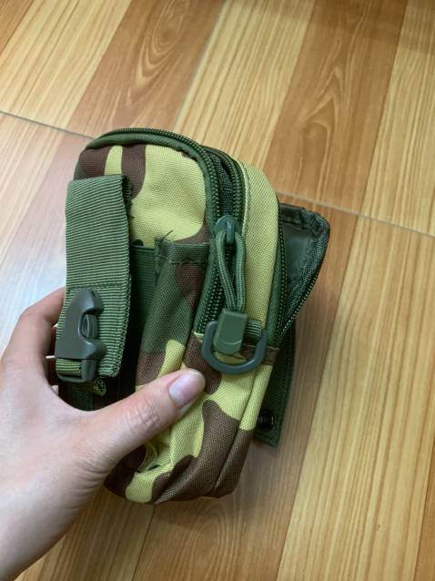 Đã nhận được hàng rồi đây. giao siêu nhanh luôn. chất lượng tuyệt vời nhé. túi này hơi nhỏ nên chỉ tiện cho những hoạt động thường ngày cho ví và điện thoại cùng 1 số đồ nho nhỏ thôi nhé. chất lượng kaki dày dặn tốt. 10 sao nhé