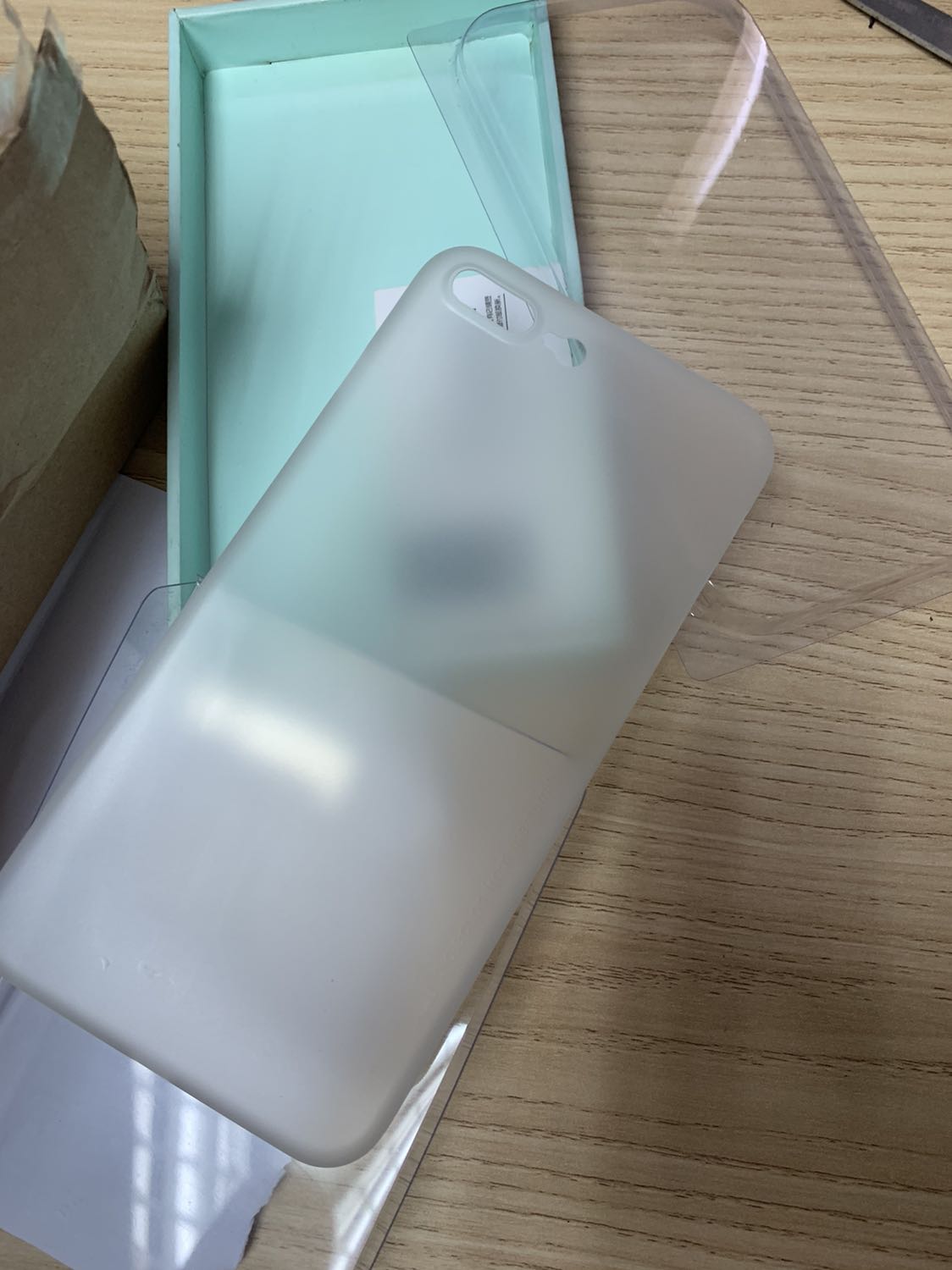 Cả trăm ngàn mà như đồ chơi rẻ tiền