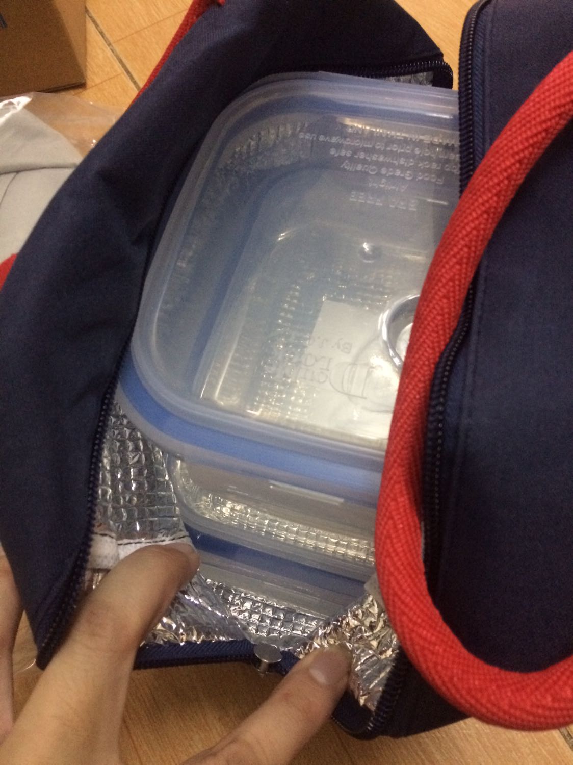 Theo cảm nghĩ của bản thân thì thấy đủ dùng với nhu cầu sử dụng, ổn trong tầm giá,... vừa mới lấy về nên không dám nhận xét nhiều, tạm cho 4sao