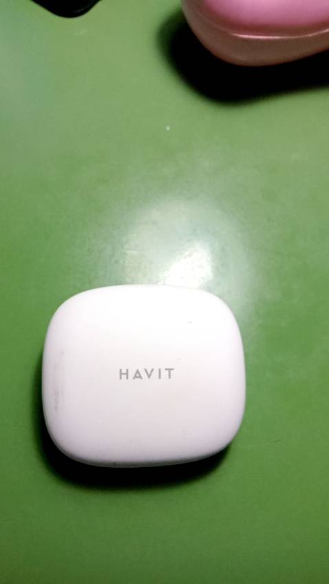 Tai nghe khá ổn trong tầm giá, âm bass tạm, âm lượng to nên mở 60-70 là đủ nghe