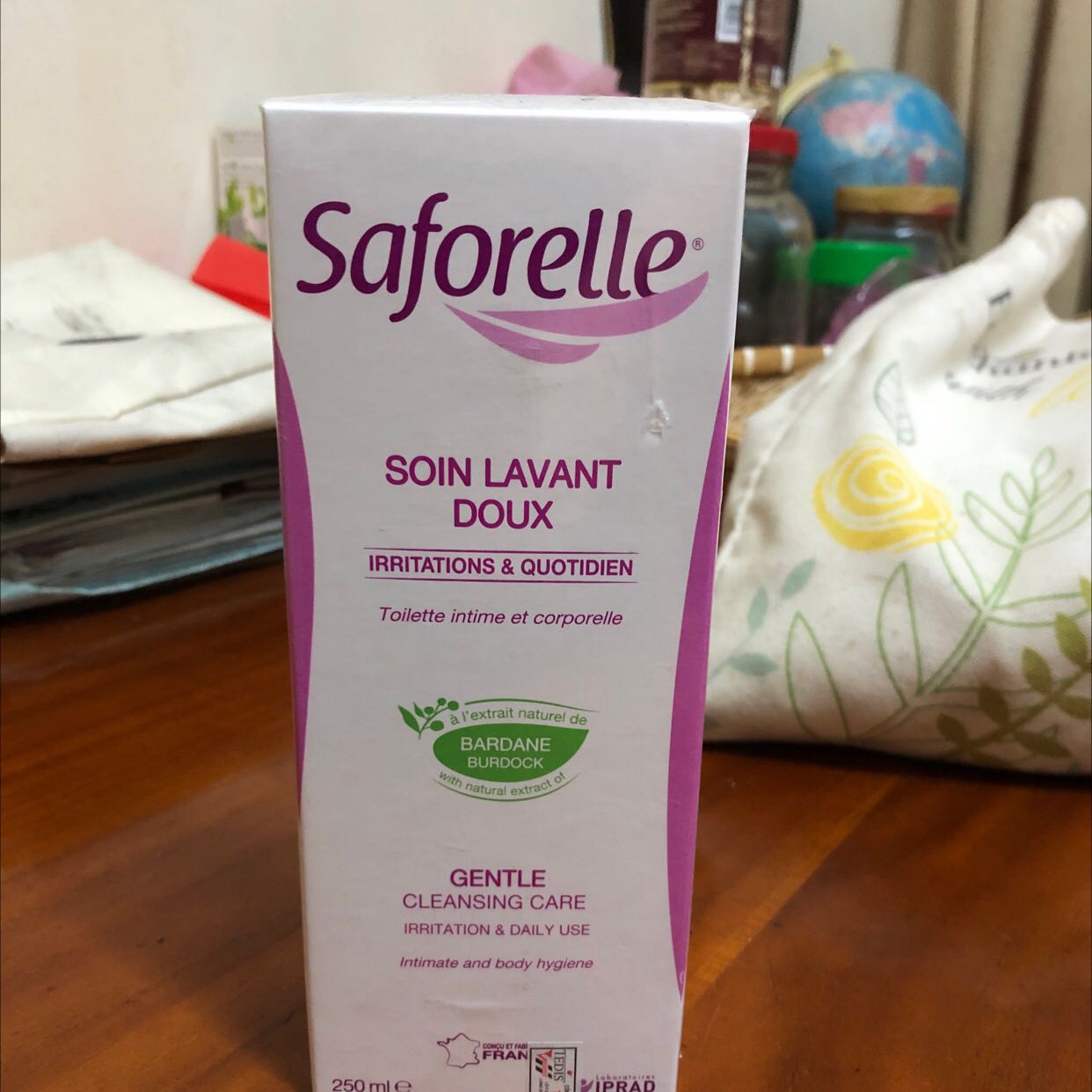 Đã dùng qua mấy loại dung dịch thì vẫn kết em này nhất. Hơi mắc nhưng tiền nào của nấy, cảm giác sạch và mát hẳn.