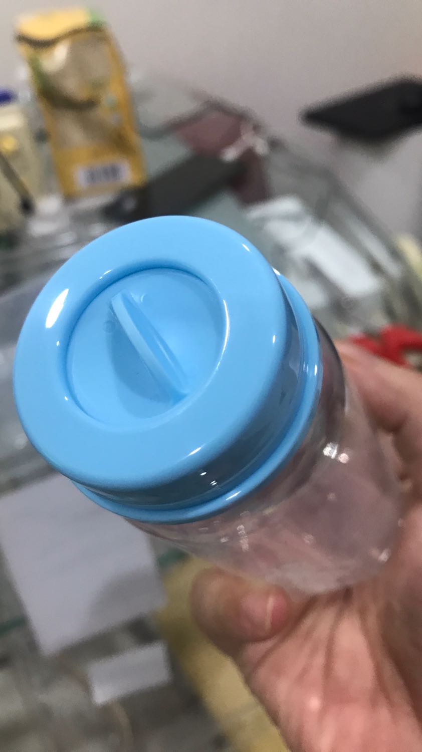 Không thích cái nắp rời, muốn trả lại