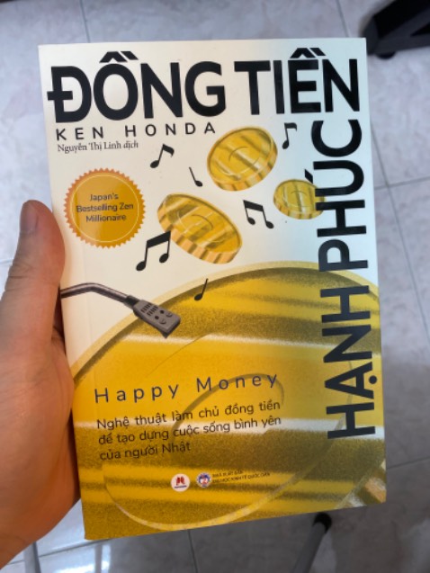 Giao hàng nhanh, shipper thân thiện, hàng đóng gói kĩ càng, sách chính hãng, nội dung tuyệt vời .