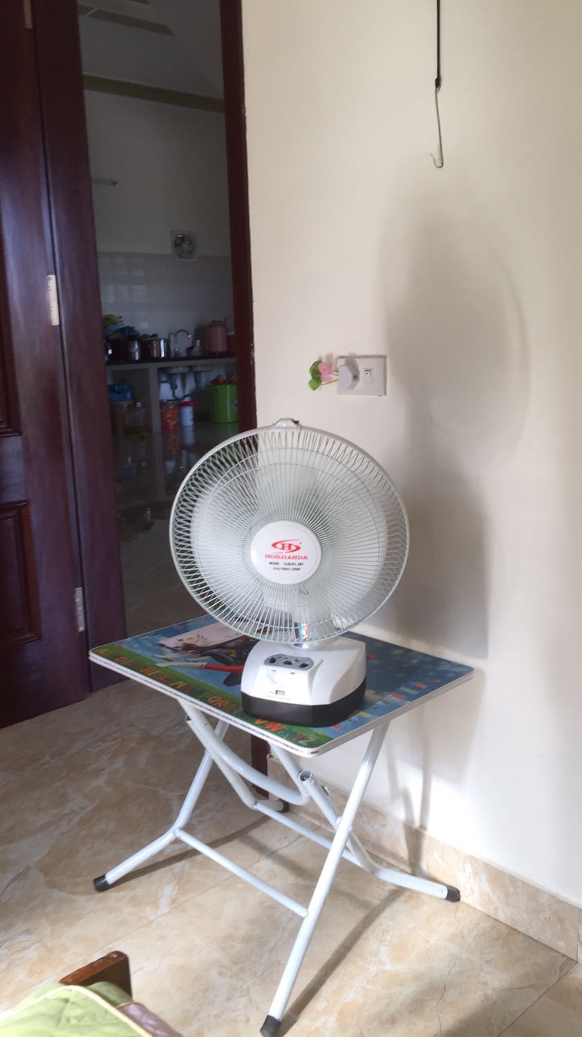 Sản phẩm dc. K biết có đúng hàng k. Hộp thì made in china, hình ảnh ngoài hộp khác sản phẩm bên trong. Sản phẩm dâng bán giống thực tế, chỉ có điều k biết chất lượng sp ntn, có shop thì bán sp y chăng mà giá rẻ hơn 2 lần. Chẳng biết sao thì đúng giá đúng sản phẩm.