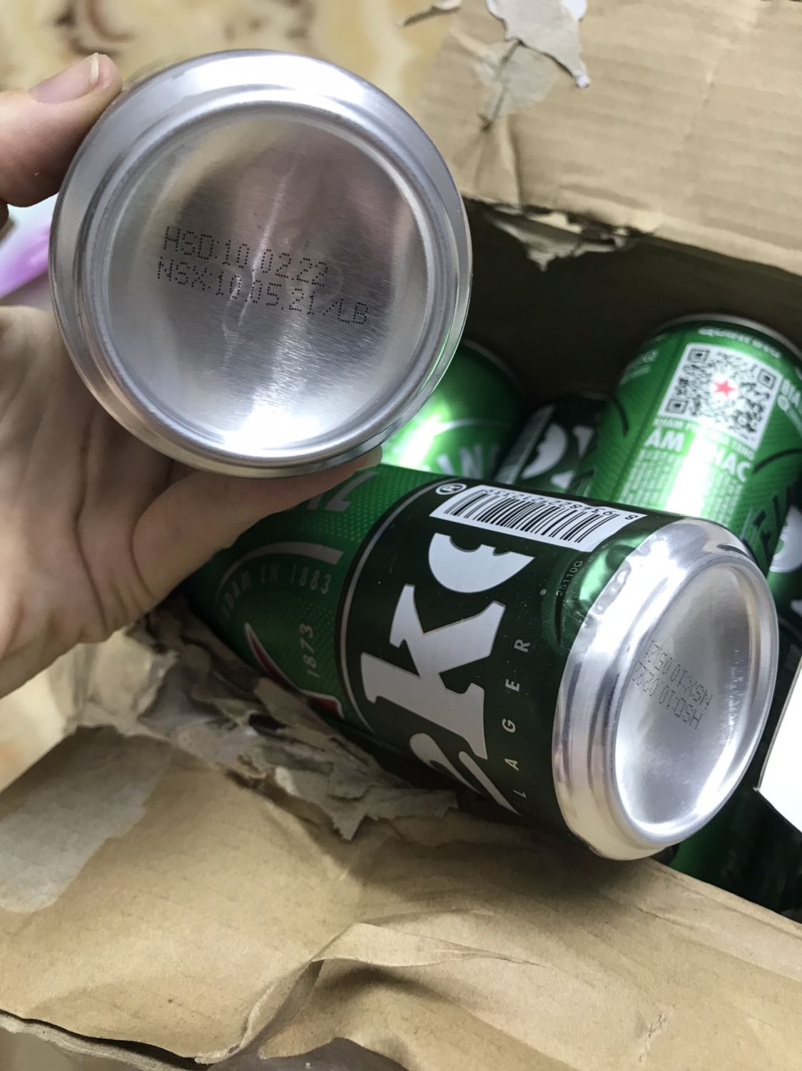 Đùa chứ mua bn đơn của tiki, mà đơn này thực sự làm mình thất vọng, đặt hàng thì gần nửa tháng mới nhận dc, tính huỷ mà k huỷ dc, vỉ đang vc mới biết từ Hcm ra Hn. Xong nhận thùng bia nhìn chán luôn. Sx từ t5/21 nhưng đáng nói là thùng bia đã bị khui ra, rồi đóng dán lại, xong còn nhét 1 *** cũ mẫu cũ vào, *** thì vc bị va đập phồng bẹp các kiểu. Đang xem k thấy có chỗ nào ghi trả hàng chứ k cg trả luôn. Cuối tháng còn rước bực, chứ mai mùng 1 chắc muốn điên quá