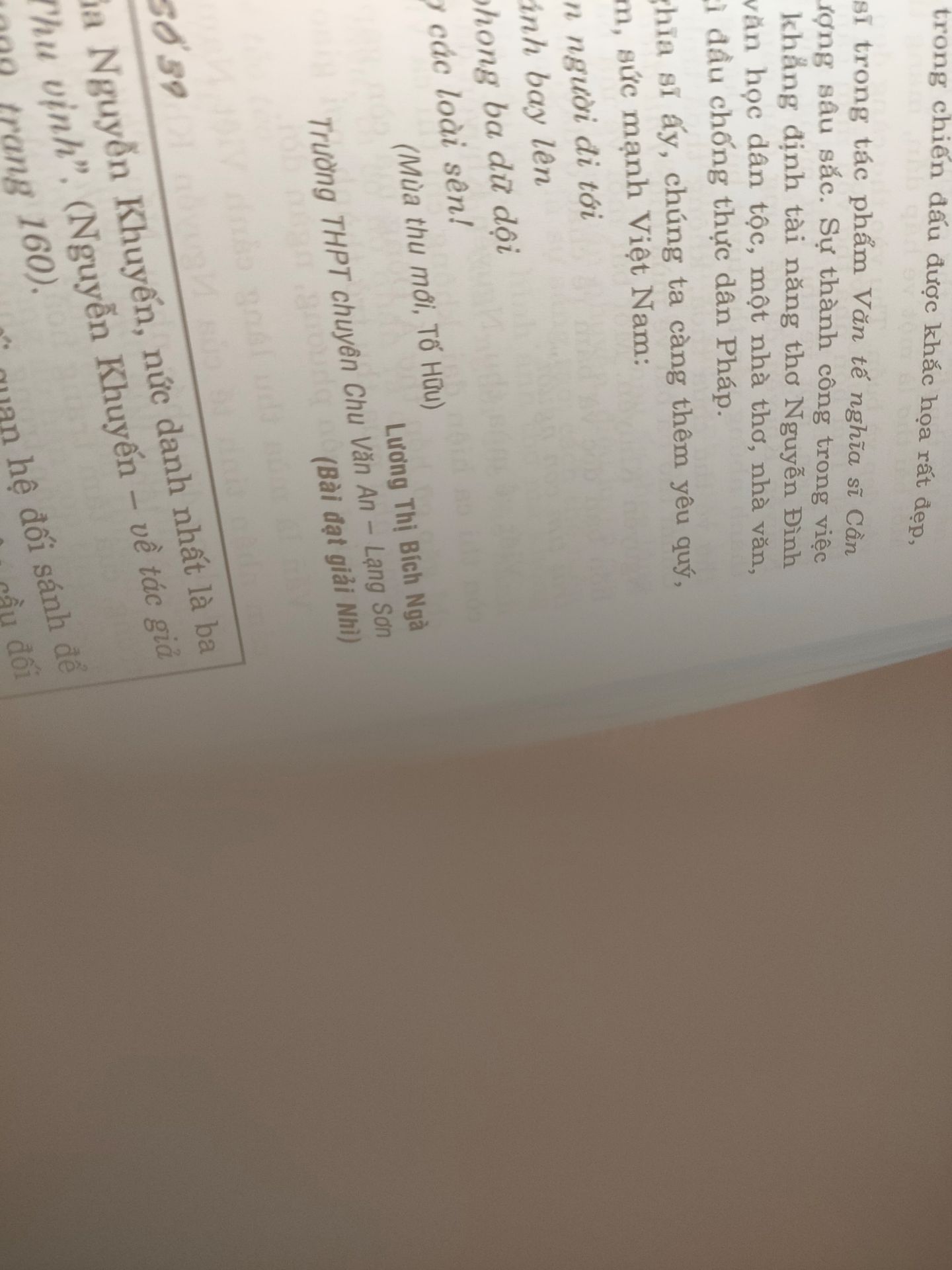 sách cực kì bổ ích nhưng lỗi chữ nhiều quá. Đơn đóng k cẩn thận, nhìn như bọc rác, k trân trọng khách hàng