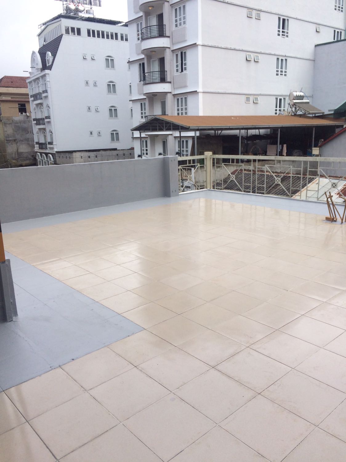 Sơn chống thấm tốt cho sân thượng. Cám ơn shop