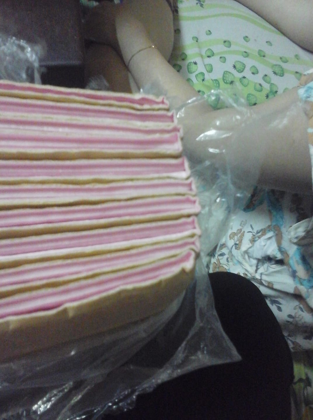 Tại sao tôi đặt mua 20 xốp mà giao chỉ 10 xốp , tôi muốn đổi trả thì nv giao hàng ko chịu nhận lại. còn gọi đt cho nv hỗ trợ thì ko gọi được. Tôi mua của Tiki bao năm rồi, lần này là lần đầu tôi gặp tình trạng thế này.