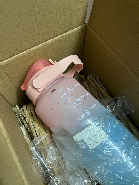 Không biết nghĩ sao khi gửi sản phẩm tệ như vậy cho khách