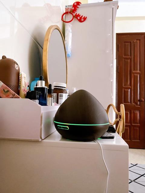 Mùi rất ok, dễ chịu. Đóng gói hộp cũng rất đẹp mắt, giao nhanh.