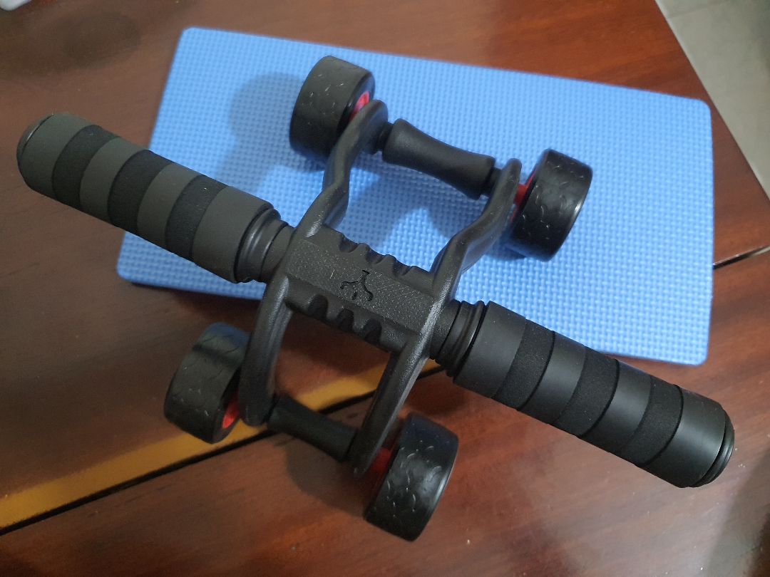 sản phẩm đẹp, sử dụng chắc chắn, có kèm tấm đệm mút