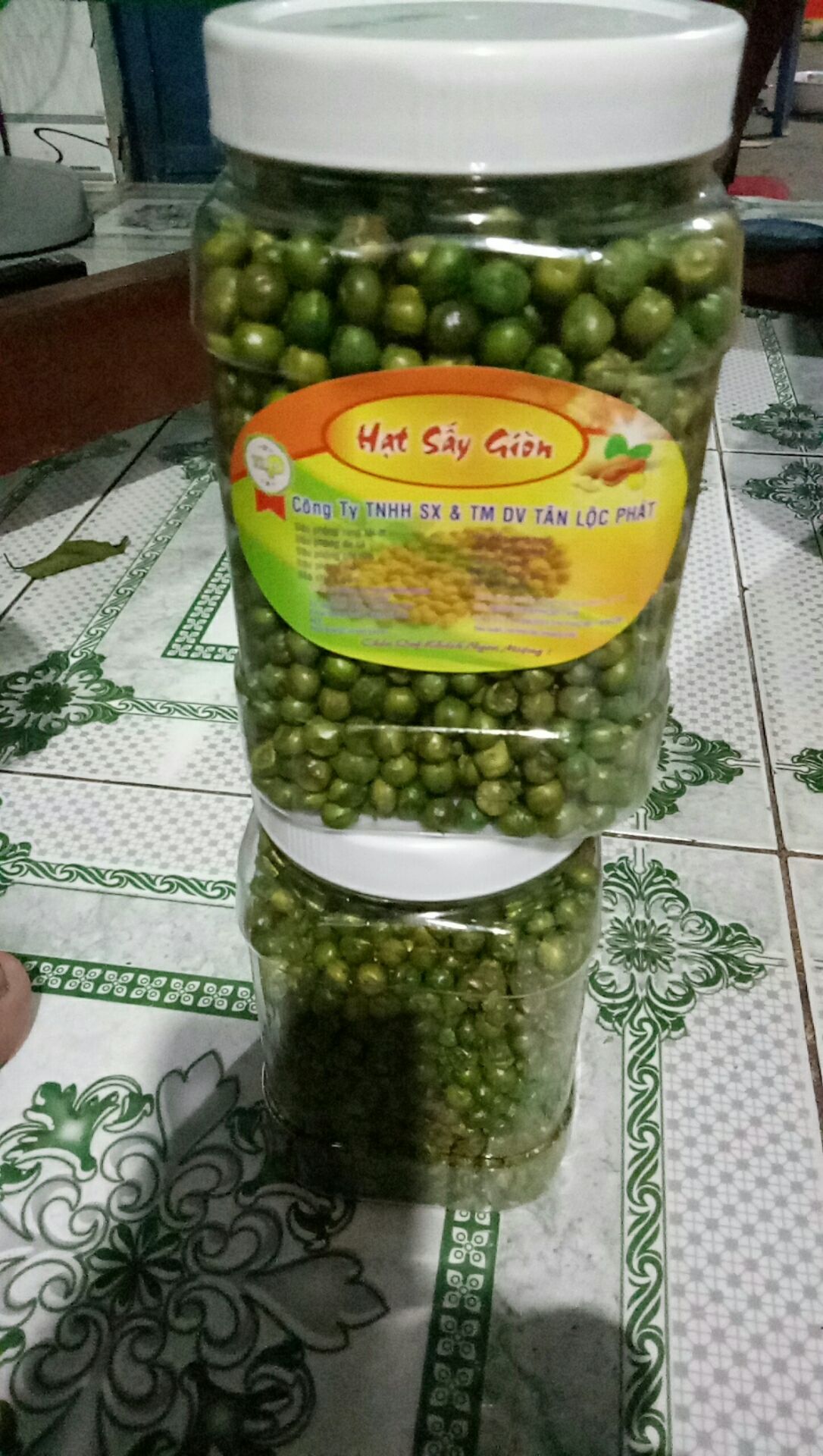 đợt trước mình có mua 2 hộp ăn thử vì thấy comment của các bạn về sản phẩm khá ok.. ăb hết lại đặt tiếp 2 hộp thì chất lượng không như mong muốn... hạt mềm, nhỏ và bị teo... không thơm và ngon.... rất thất vọng khi còn có ý định sẽ ủng hộ tiếp..... rất mong shop giải quyết vấn đề này và cải thiện lại chất lượng sản phẩm như vậy....