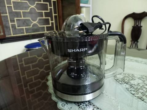 Máy chạy êm , vắt kiệt nước , vệ sinh dễ dàng . Cám ơn Tiki và đơn vị cung cấp .