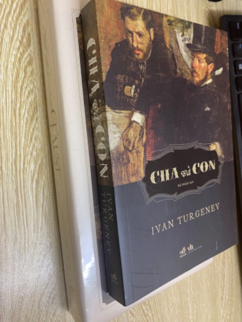 Sách mới tinh còn nguyên màng bọc