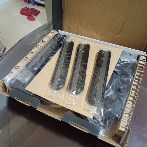 Mua lần thứ 2 và thấy là hàng của shop rất tốt. Shop đóng hàng đảm bảo. Chỉ mỗi việc vận chuyển của tiki quá chậm. Mình đặt hàng ngày thứ 7, thấy Tiki đã về trạm Tân Bình cùng ngày, nhưng đến tận thứ 3 mình mới nhận được hàng. Cùng 1 tp mà mất 4 ngày. Tiki k cải thiện sẽ k cạnh tranh đc với các trang điệm tử khác