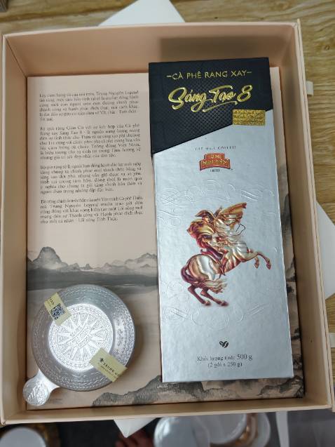 Giao hàng lúc nào cũng nhanh chóng sản phẩm đúng rất đẹp