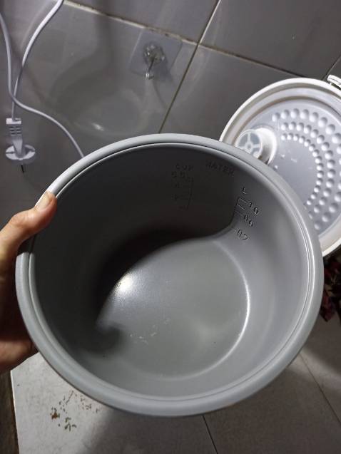 Cảm ơn shop giao hàng cực kì nhanh , nồi đúng chính hãng , lòng nồi và vỏ nồi dày dặn rất chắc cầm nặng tay , rất đáng tiền .Mình toàn mua hàng trên Tiki vì hàng chính hãng