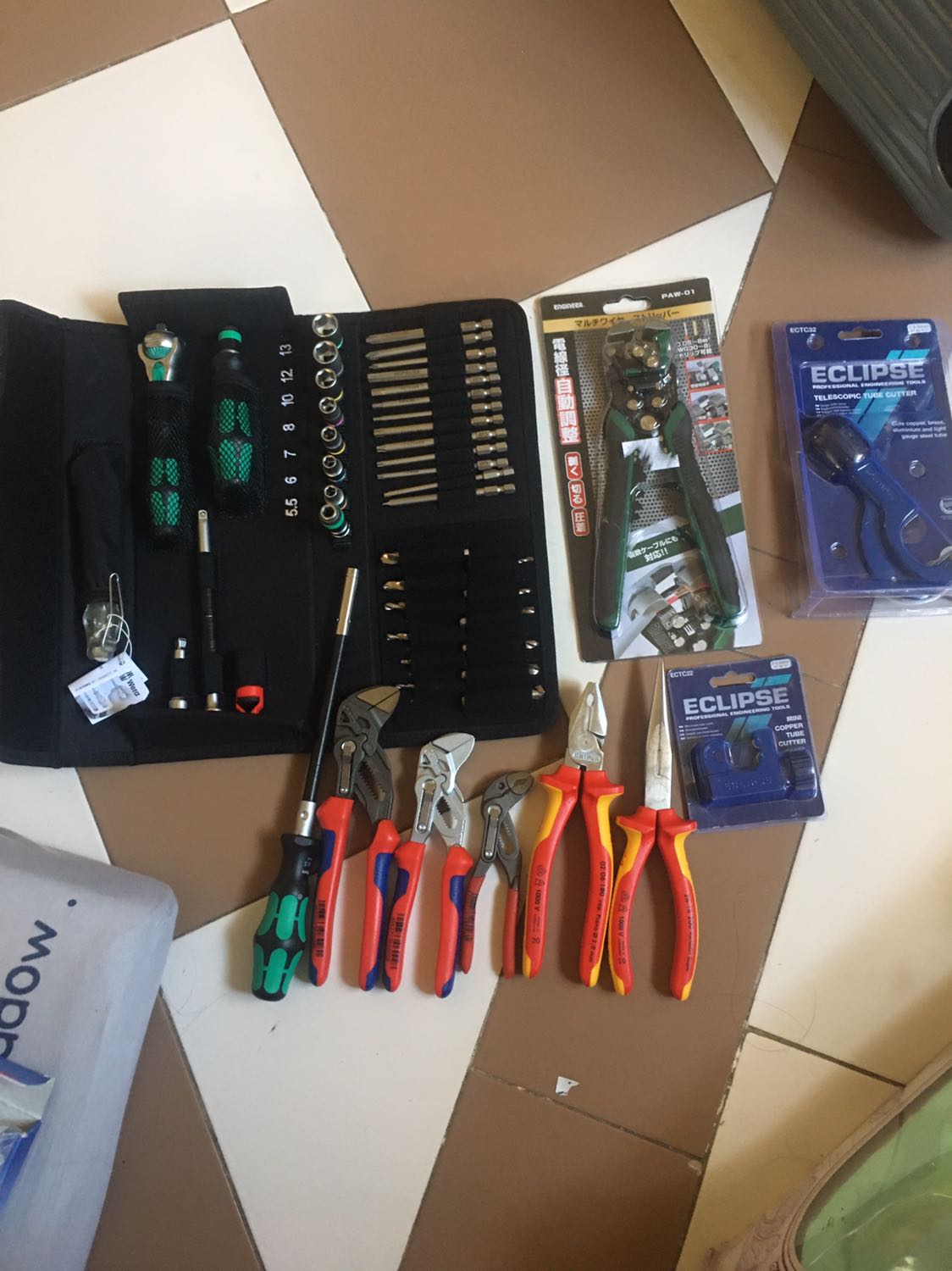 Shop uy tín, giao hàng nhanh chóng, hàng thương hiệu Đức, cầm nắm vừa tay