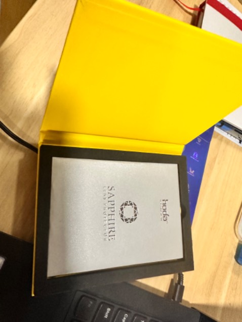 Thấy phần seal phía dứoi có vẻ giống bốc ra rồi