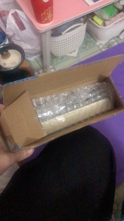 TIKI CHƯA BAO GIỜ LÀM MÌNH THẤT VỌNG VỀ KHÂU ĐÓNG VÀ GIAO HÀNG ĐÂU Ý . 1000 điểm không nói nhìu 💕
Về sách thì nhìn rất ưng mắt , giấy đẹp , mịn . ND thì mình chưa thử xem nhưng thấy review là hay lắm 👍🏻