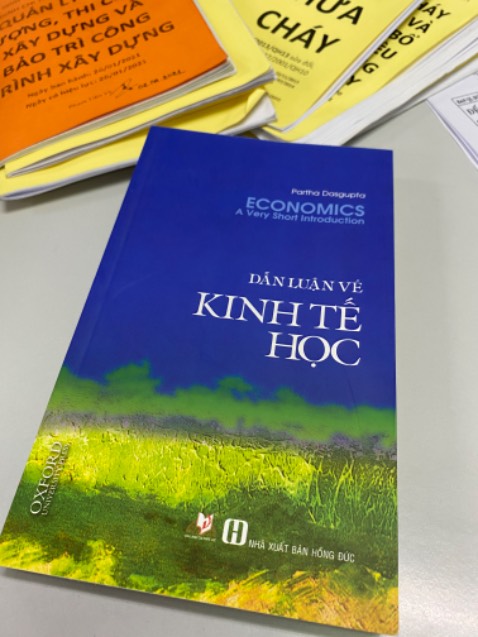 Nội dung hay. Giấy in khá. Trình bày sạch sẽ