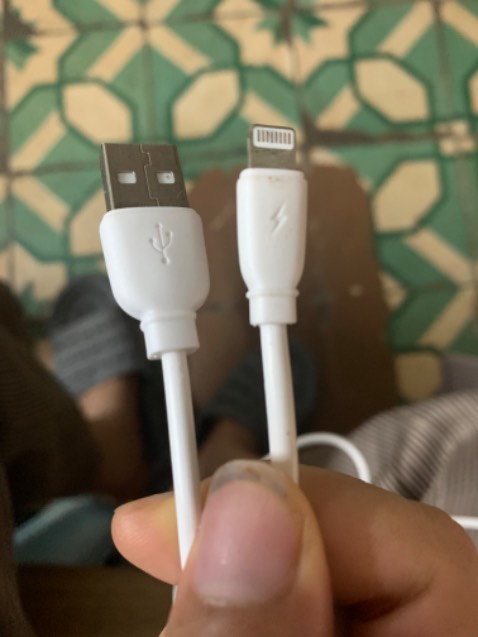 Sạc nhanh nhưng không bền mình mua về dùng được 1 tuần thì hỏng