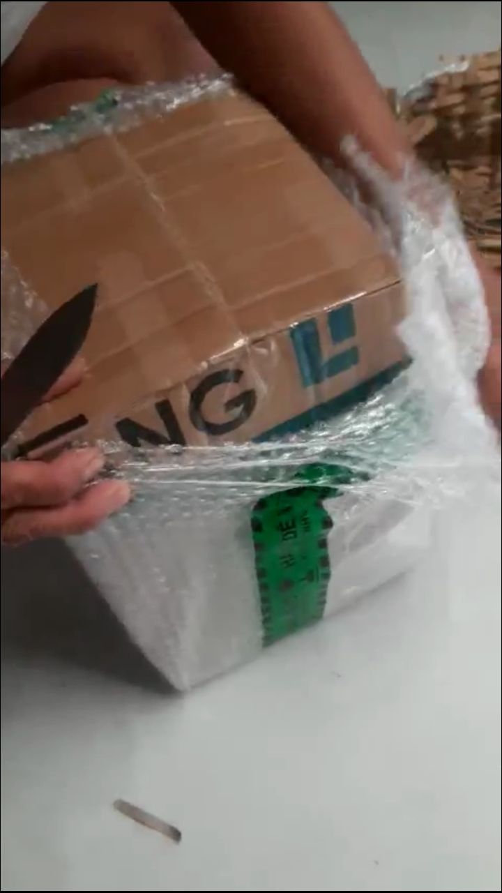 Bình đẹp, hiện đang xài tốt, để xem lâu dài thế nào, nếu tốt sẽ mua tiếp, đóng gói siêu siêu kĩ, tầm 5-6 lớp lận