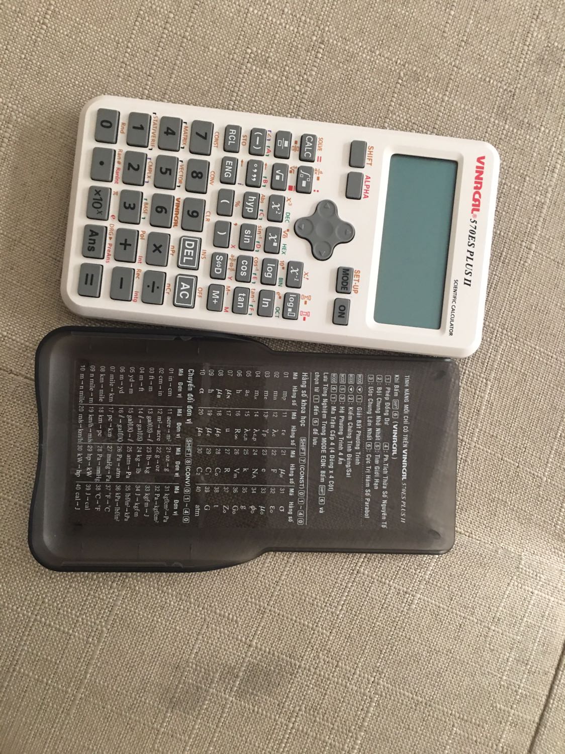 Sản phẩm mới, tốt, phím nhạy, giao hàng hơi lâu (bình thường chỉ có 3 ngày thôi nhưng mình đặt máy tính phải đợi tận 6 ngày). Để khởi động máy các bạn nhớ rút miếng nhựa nhỏ dưới máy ra, mình loay hoay hoài mới biết mở đó ạ ?