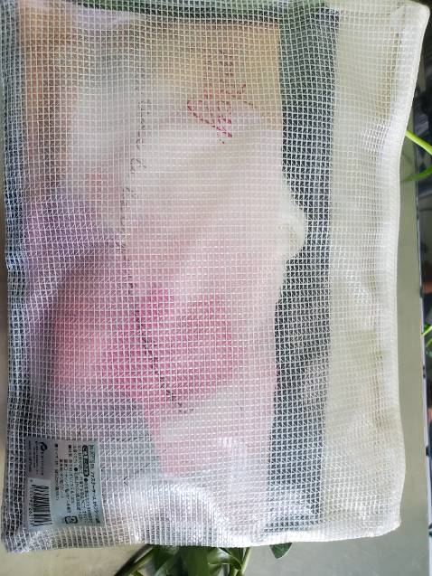 Chất liệu vải tốt. Kiểu dáng đẹp. Giao hàng đúng hẹn