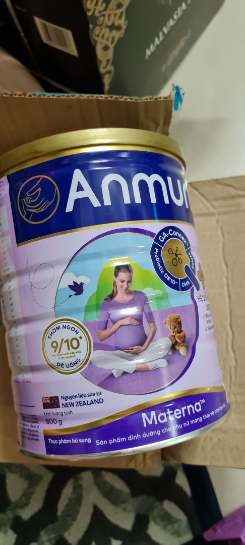 Mình mua để tặng, do gấp nên đặt tiki now, nhận hàng nhanh, hài lòng, tuy nhiên vs sản phẩm này, mình nghĩ tiki nên cho thêm lớp lót để tránh va đập khi di chuyển