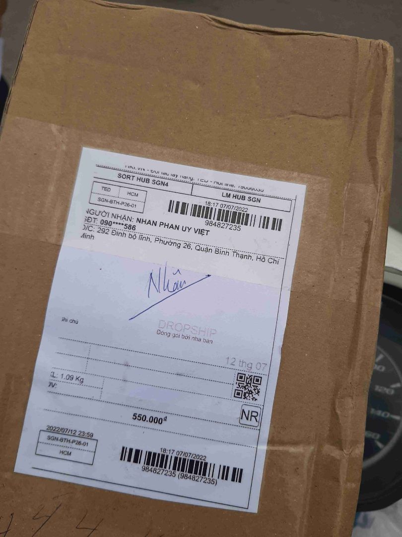 Sản phẩm co giãn tốt ráng tiện dụng. Chỉ đang tiếc tikinow theo màu sản phẩm. Cái màu mình chọn thì lại ko có tikinow liền mà giá thì rẻ so với với cái có kitinow. Đề nghị shop xem lại giá cùng 1 mặt hàng mà giá màu lại chênh lệch khác nhau