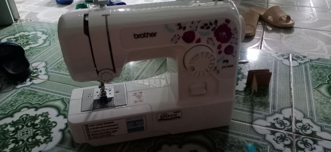 máy mới, nguyên siu, shop giao đúng hạn, nhanh. đóng gói kỹ. đầy đủ thiết bị. chưa xài chưa pít chất lượng