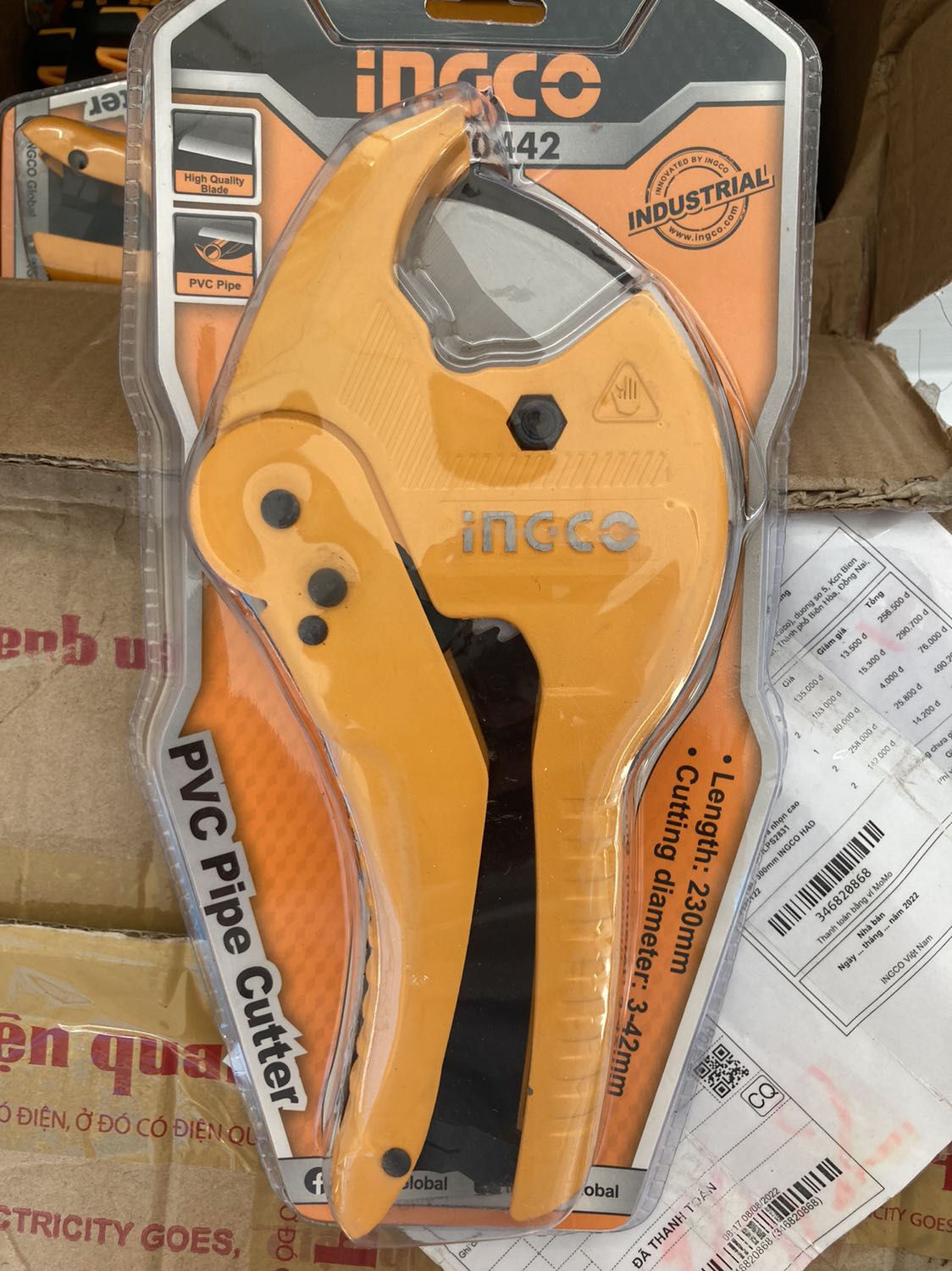 Nhìn rất cứng cáp, sắc nét. Giao nhanh