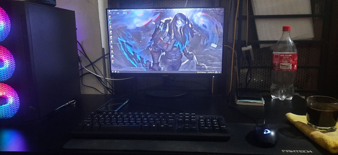 Tiki giao nhanh. hàng đúng như hình mô tả, chất lượng âm thanh nghe ổn so với tầm giá này. Dây nối từ tai nghe tới thiết bị cảm thấy không chắc chắn. Loa hơi nhỏ khi cắm vào máy tính để max volume vẫn nghe thấy tiêng nhạc bên ngoài. 
=> giá này mua được. Mong là sẽ dùng được đến hết bảo hành thì hỏng là ok rồi.