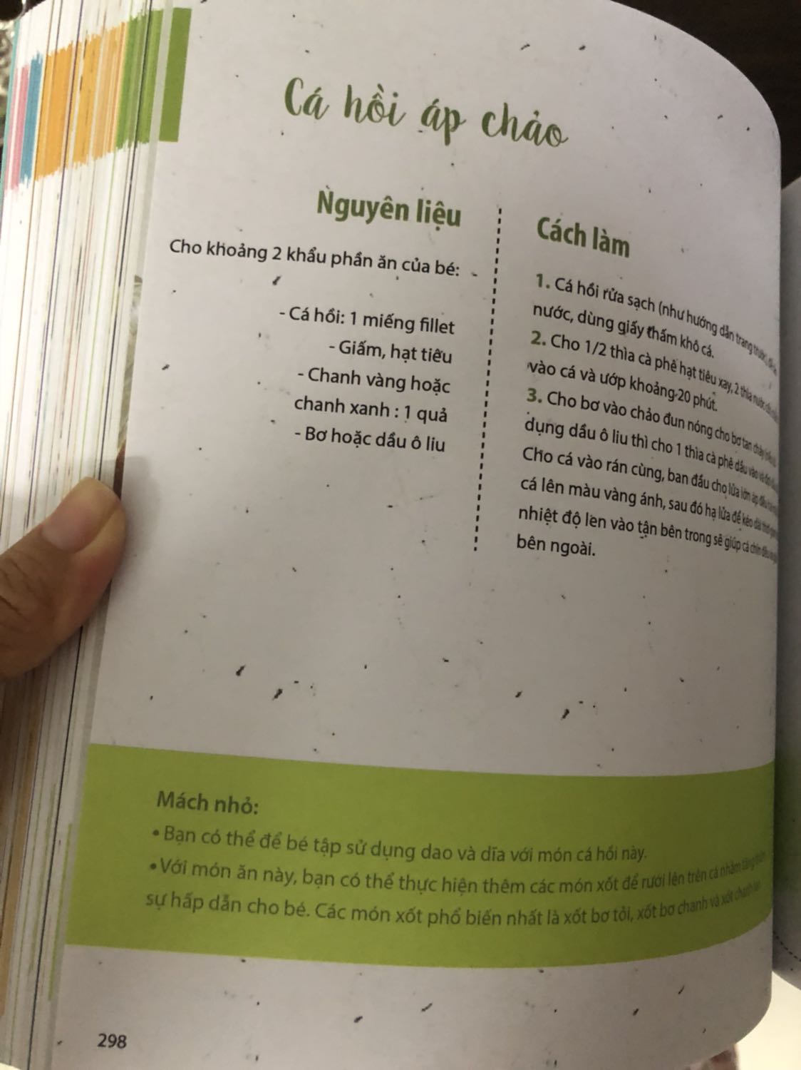 Mình thấy nhiu người mua nên đặt trang này. Nhận hàng khá thấy vọng vì trang giấy in bị lem nhem kiểu máy in bị dơ mực. Giấy in dày dặn