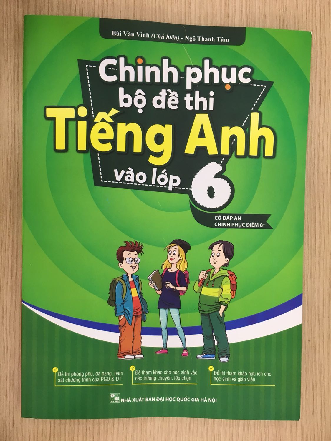 Tiki đóng gói cẩn thận, giao hàng nhanh.
Sách đẹp, có in màu, k bị lỗi bung giấy như mấy bạn mua trc.
Vẫn luôn tin tưởng Tiki. ^^