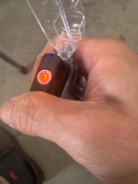 Sản phẩm không đúng mô tả, đốt dây nóng không phải tia lửa Plasma, nhìn xấu không như quảng cáo. Với giá đó chắc chỉ đc thế thôi.