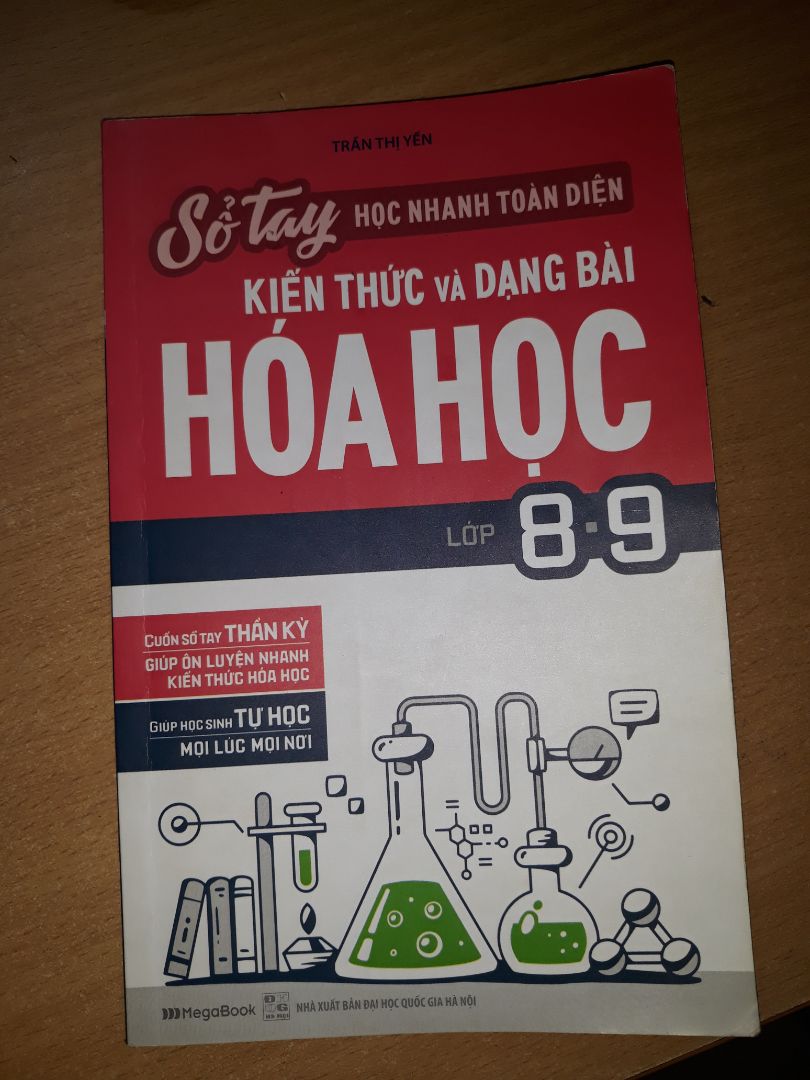 Mk mua cái quyển lận.Nhưng ko đc hài lòng về mặt vận chuyển lắm.Cả 2 cuốn đều bị cong.Mk mua tặng bạn nên cx hơi ngại.Còn phần nd thì oke con dê.Cuốn sách trình bày rõ ràng chi tiết mạch lạc mk học hóa kì 1 cũng khá gian nan.Nhưng may nhờ phương pháp học đúng đắn mk viết hết kt ct của cuốn sách đã đc tỉnh lược nh phần ko cần thiết sau đó áp dụng làm bt rất  hiệu quả nên mk highly recommend cuốn này cho các bạn nhé ! Mk mua cái quyển lận.Nhưng ko đc hài lòng về mặt vận chuyển lắm.Cả 2 cuốn đều bị cong.Mk mua tặng bạn nên cx hơi ngại.Còn phần nd thì oke con dê.Cuốn sách trình bày rõ ràng chi tiết mạch lạc mk học hóa kì 1 cũng khá gian nan.Nhưng may nhờ phương pháp học đúng đắn mk viết hết kt ct của cuốn sách đã đc tỉnh lược nh phần ko cần thiết sau đó áp dụng làm bt rất  hiệu quả nên mk highly recommend cuốn này cho các bạn nhé !